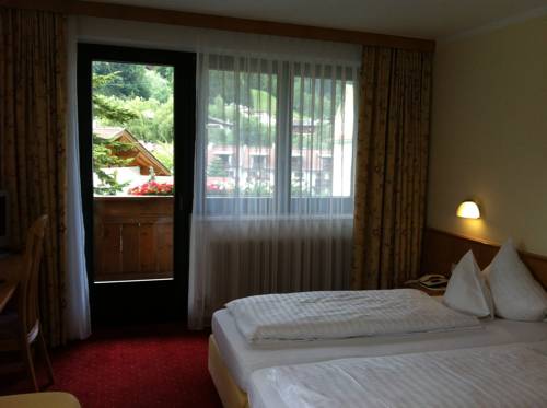 Imagen de la habitación del Hotel Medrazerhof. Foto 7