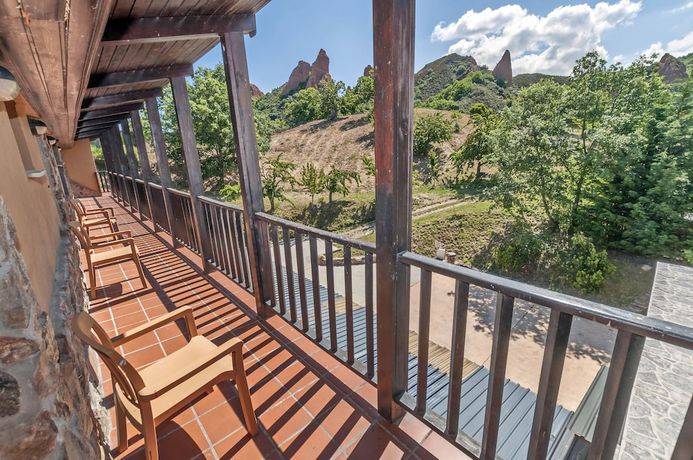 Imagen de la habitación del Hotel Medulio. Foto 11