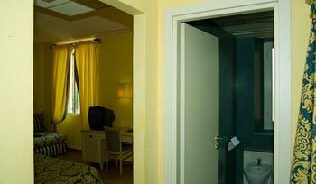Imagen de la habitación del Hotel Medusa, FINALE LIGURE. Foto 12
