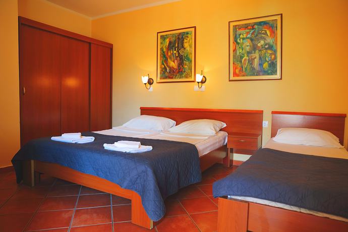 Imagen de la habitación del Hotel Meduza, Becici. Foto 7