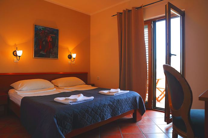 Imagen general del Hotel Meduza, Becici. Foto 1