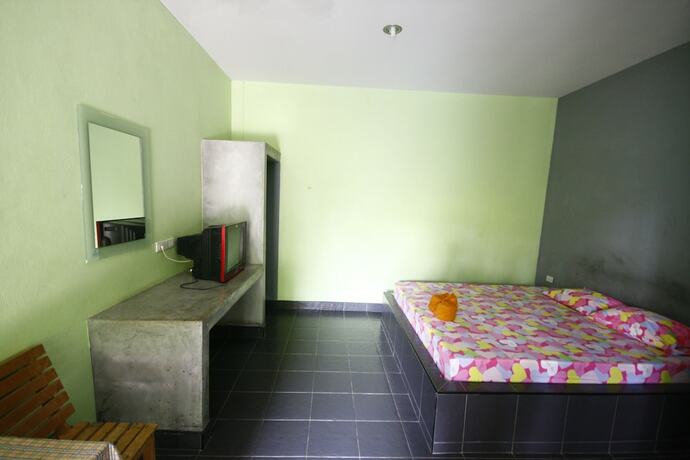 Imagen de la habitación del Hotel Mee Rak Resort. Foto 23