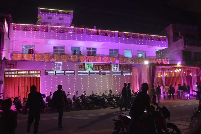 Imagen general del Hotel MeenakshI Palace Kanpur. Foto 1