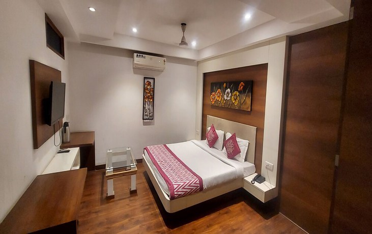 Imagen de la habitación del Hotel Meenakshi Palace. Foto 4