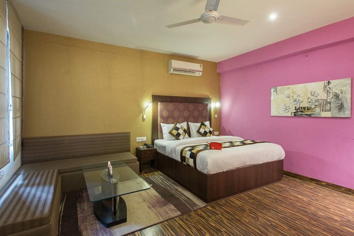 Imagen de la habitación del Hotel Meenakshi Palace. Foto 8
