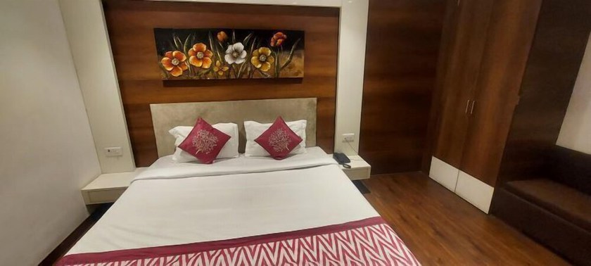 Imagen de la habitación del Hotel Meenakshi Palace. Foto 10