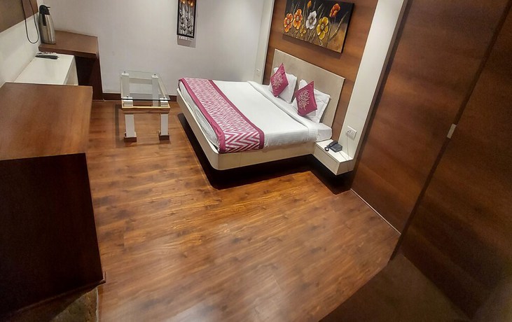 Imagen de la habitación del Hotel Meenakshi Palace. Foto 13