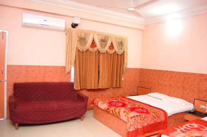 Imagen de la habitación del Hotel Meera, Devbhumi Dwarka. Foto 14