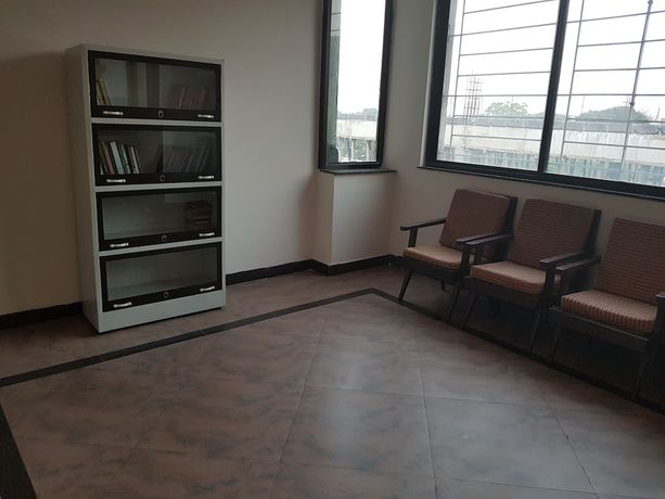 Imagen de los interiores del Hotel Meera, Raipur. Foto 19