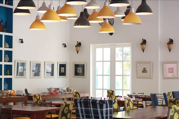 Imagen del bar/restaurante del Hotel Meet The Sea Resort. Foto 5