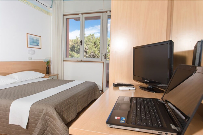 Imagen de la habitación del Hotel Meeting, Cesenatico. Foto 3