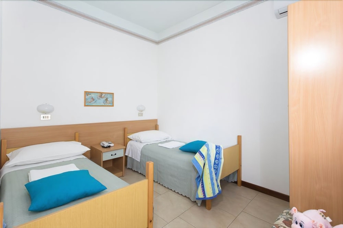 Imagen de la habitación del Hotel Meeting, Cesenatico. Foto 9