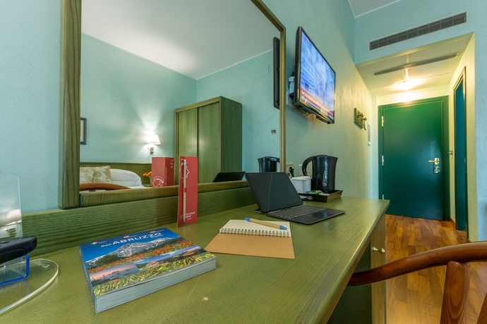 Imagen de la habitación del Hotel Meeting Santacroce. Foto 11