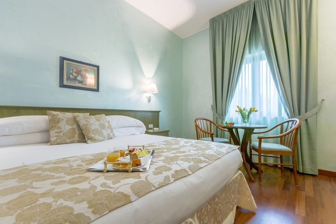 Imagen de la habitación del Hotel Meeting Santacroce. Foto 12