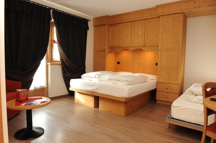 Imagen de la habitación del Hotel Meeting, Teola. Foto 9
