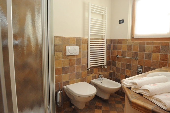Imagen de la habitación del Hotel Meeting, Teola. Foto 17
