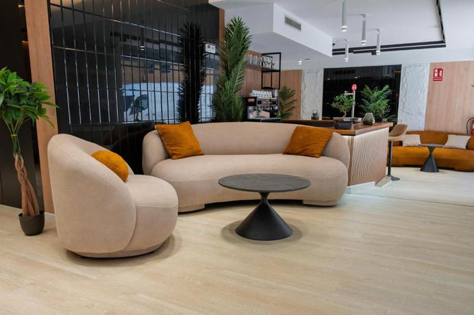 Imagen de los interiores del Hotel Mefolinkel Suits. Foto 3