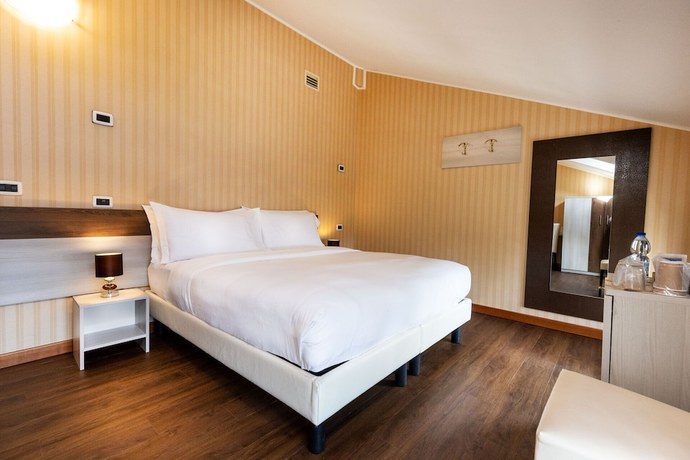 Imagen de la habitación del Hotel Mefuta. Foto 8