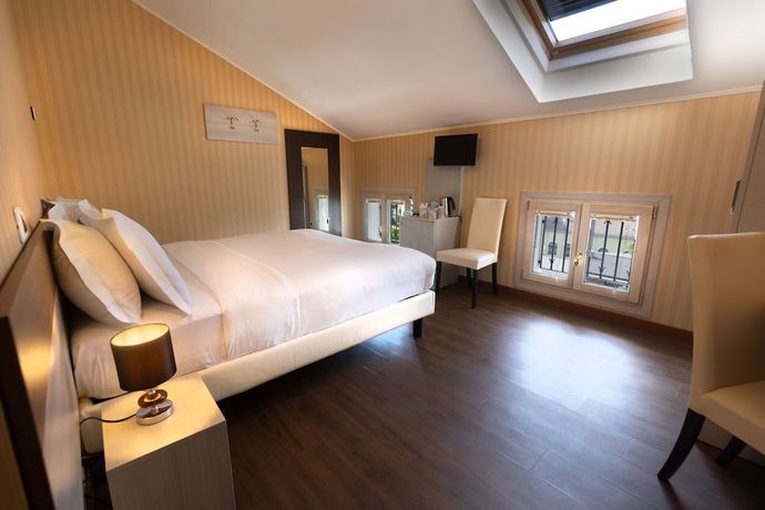 Imagen de la habitación del Hotel Mefuta. Foto 13