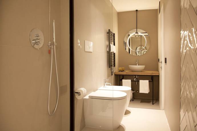 Imagen de la habitación del Hotel Meg Lifestyle. Foto 5