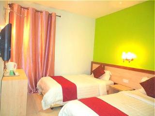 Imagen general del Hotel Mega Inn. Foto 4