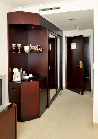 Imagen de los interiores del Hotel Mega Palace. Foto 11