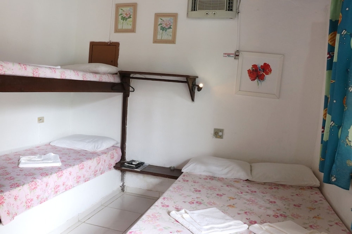 Imagen de la habitación del Hotel Mega R&aacute; A Pousada. Foto 2