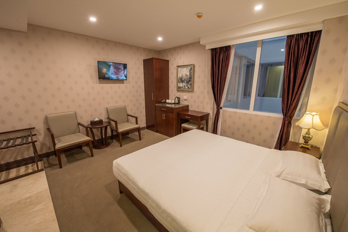 Imagen de la habitación del Hotel Megaboom City. Foto 6