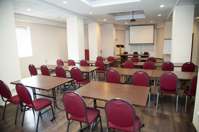 Imagen de los interiores del Hotel Megalos. Foto 12