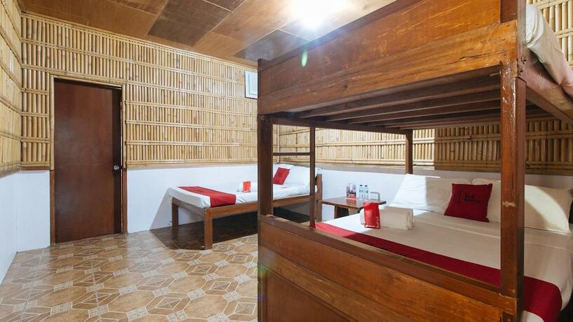 Imagen general del Hotel Megan\'s Paradisio Beach Resort. Foto 9