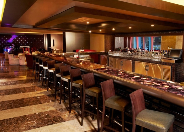 Imagen del bar/restaurante del Hotel Megapolis Panama. Foto 3