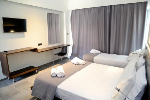 Imagen general del Hotel Megara, Megara. Foto 4
