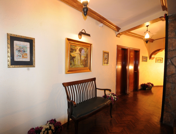 Imagen de los interiores del Hotel Megara Palace Old-city. Foto 11