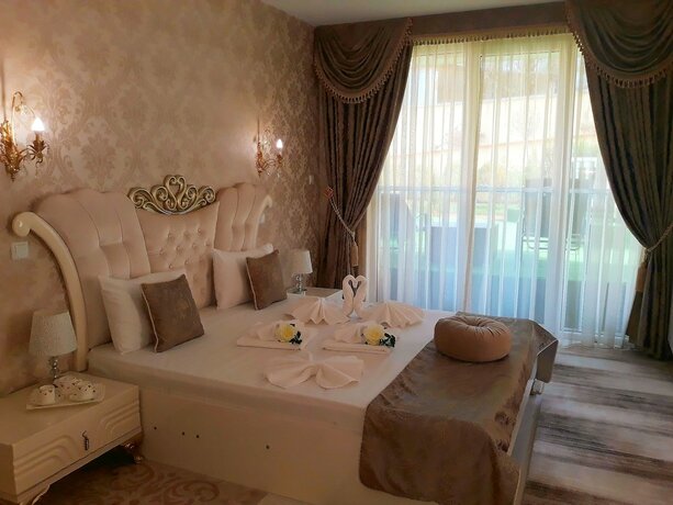 Imagen general del Hotel Megas Palace Bankya. Foto 8