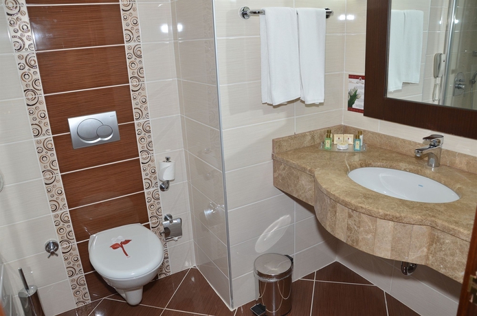 Imagen de la habitación del Hotel Megasaray Westbeach Antalya. Foto 7