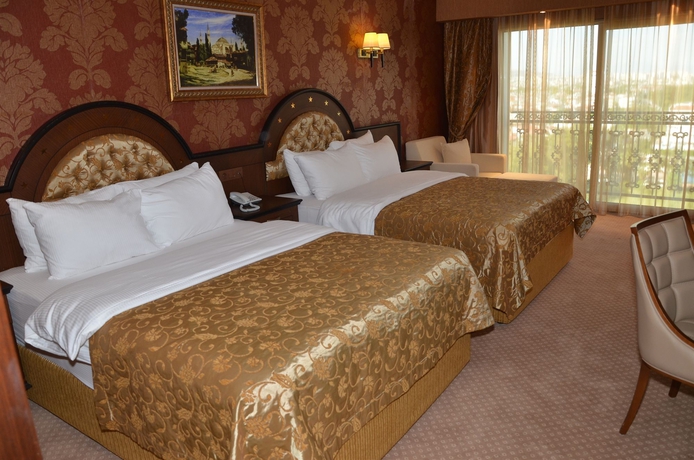 Imagen de la habitación del Hotel Megasaray Westbeach Antalya. Foto 9