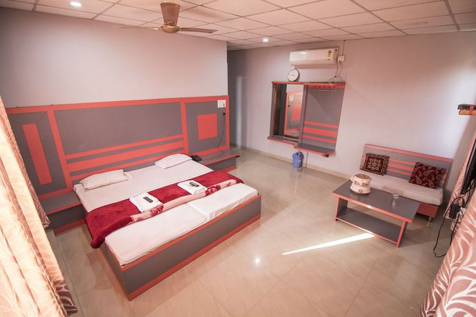 Imagen de la habitación del Hotel Meghdoot, Pachmarhi. Foto 12