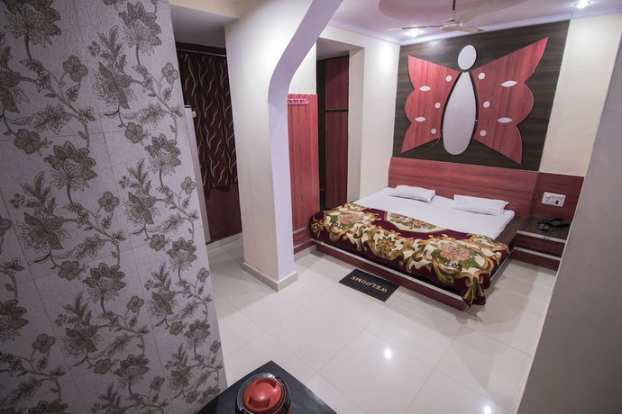 Imagen de la habitación del Hotel Meghdoot, Pachmarhi. Foto 14