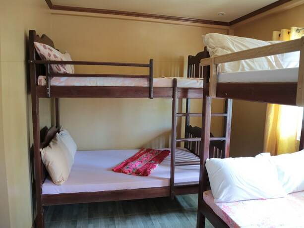 Imagen de la habitación del Hotel Megi Beach House. Foto 17