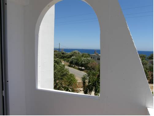 Imagen de la habitación del Hotel Megim. Foto 5