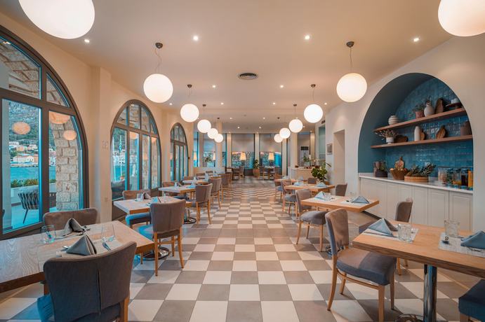 Imagen del bar/restaurante del Hotel Megisti. Foto 3
