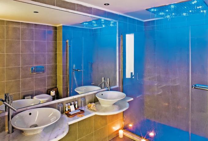 Imagen de la habitación del Hotel Megisti. Foto 13