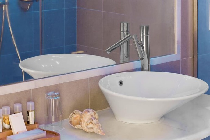 Imagen de la habitación del Hotel Megisti. Foto 16
