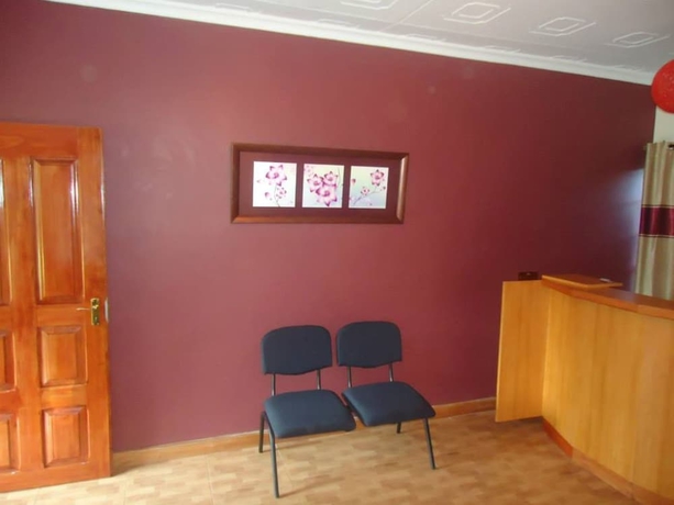 Imagen de los interiores del Hotel Meg\'s Guest House. Foto 15