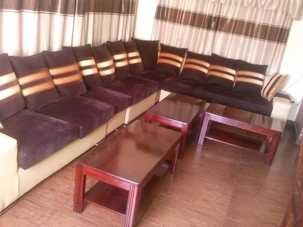 Imagen de los interiores del Hotel Meg\'s Guest House. Foto 16