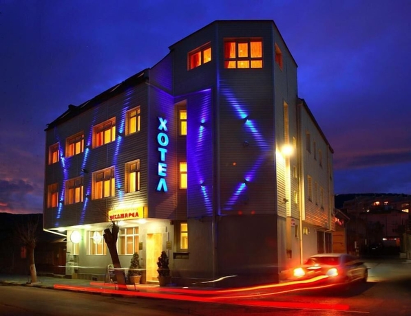 Imagen general del Hotel Mehdjarel. Foto 3