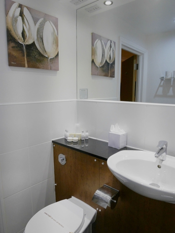 Imagen de la habitación del Hotel Mehfil. Foto 12