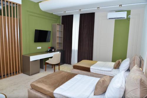 Imagen general del Hotel MehmonsaroyGrand. Foto 6