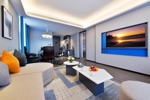 Imagen general del Hotel Mehood Hanzhong Central Plaza. Foto 8