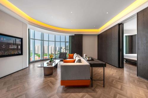 Imagen general del Hotel Mehood Lestie, Zhengzhou East Railway Station Beilong Lake Flagship. Foto 2